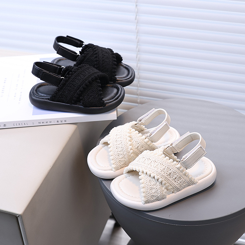 Ethnic Fashion Girls - 女の子の夏のビーチシューズエスニックスタイルキッズカジュアルサンダルソフトソールファッション子供レトロプリンセスシューズ2026夏新作