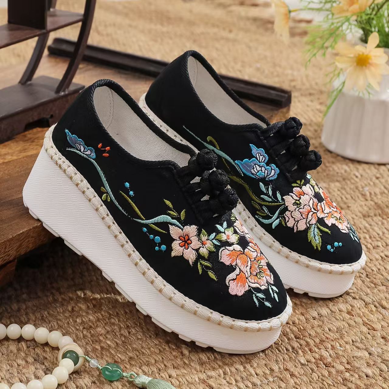 女性用エスニックスタイル ウェッジソール 刺繍シューズ 春秋 - Ethnic Style のレビューと価格